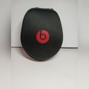 Original Beats by Dr. Dre Black Case with Red 'b' Logo. CASE ONLY
